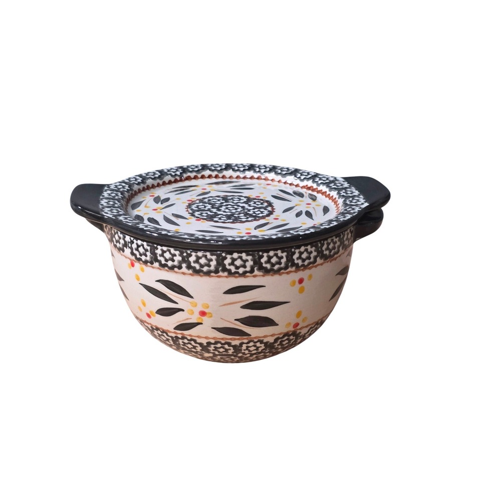 Temp-tations Old World 1.0 QT Round Baker with Lid Trivet Black Floral SQ-768087 - Picture 2 of 9